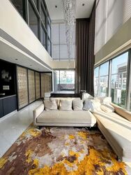 Lincoln Suites (D11), Condominium #574242511